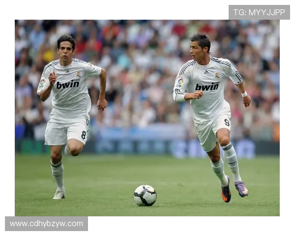 巴萨副主席回应老佛爷言论强调球队需在球场上展现实力